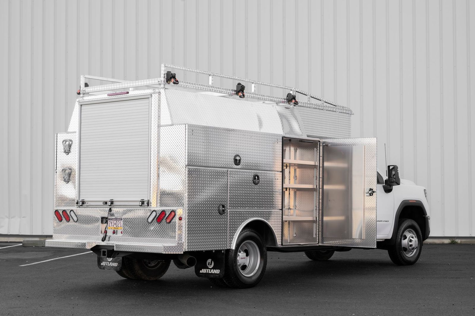 80 Series Service Body: Jutland Truck Bodies Features